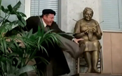 FANTOZZI E LE STATUE